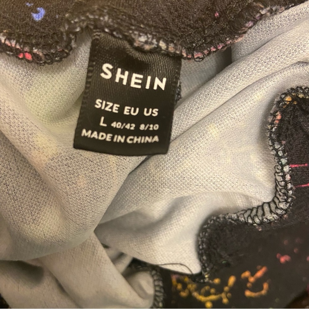 SHEIN EZwear Graffiti Paint Print Sweatpants Size 8. - Picture 3 of 4